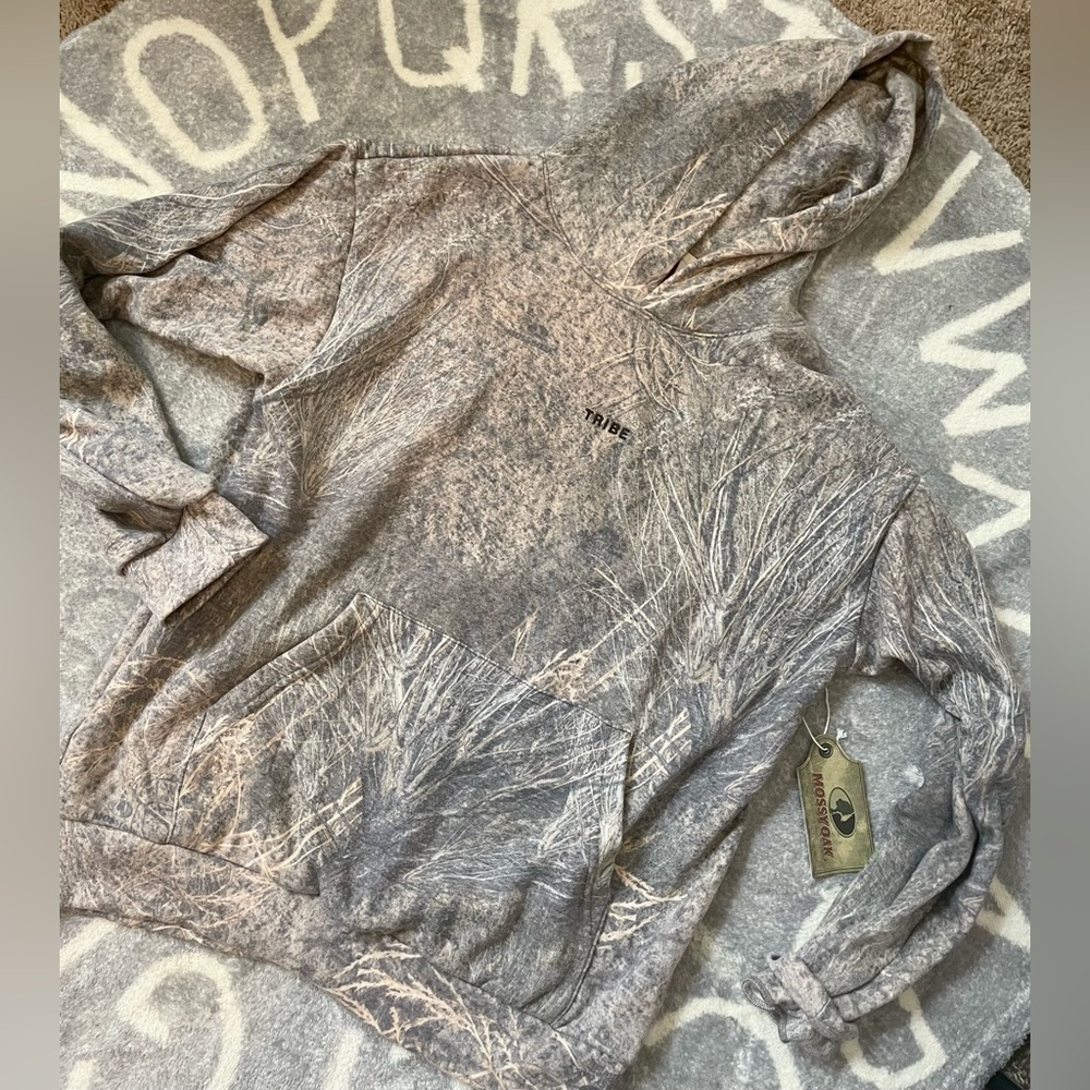 Tribe Kelley Brush Butter Crew Size Large